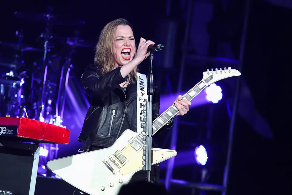 Halestorm&#8217;s Hot Video for Their Song &#8216;I Am the Fire&#8217;