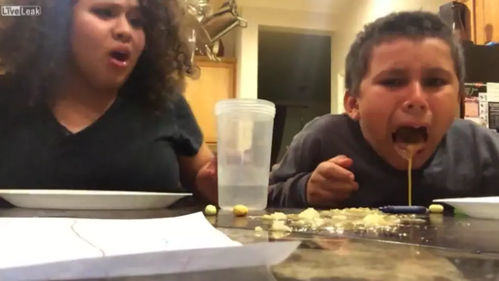 Kid Eats Skunk Spray Candy, Blows Chunks All Over [VIDEO]