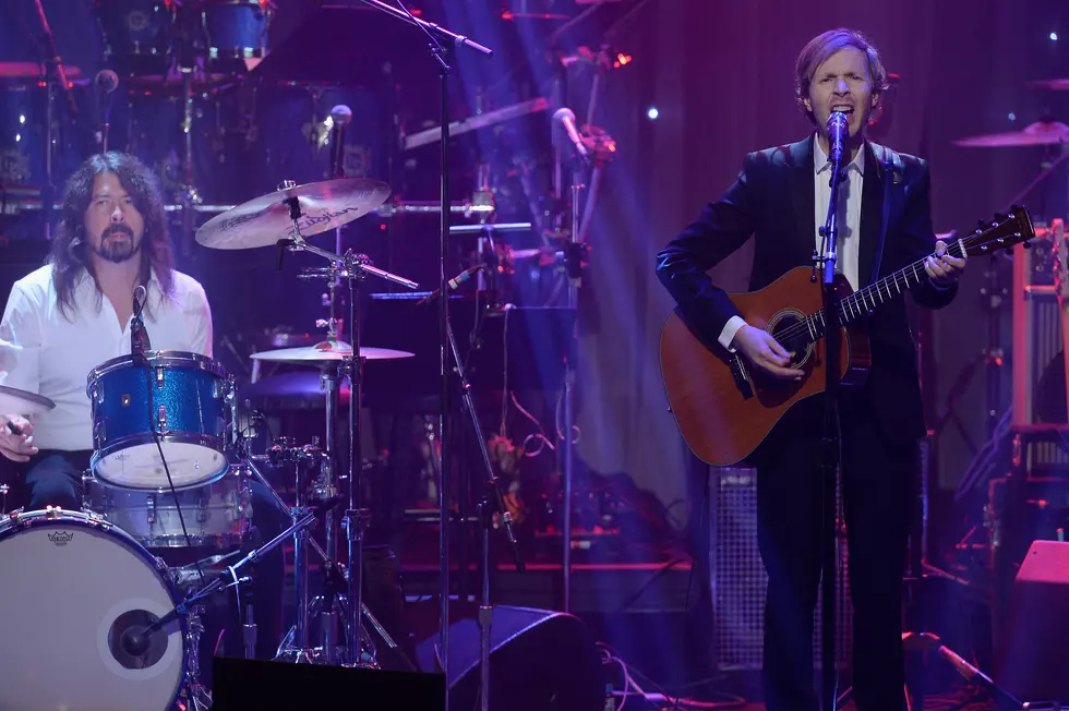 Nirvana Featuring Beck is the Grammy Highlight No One is Talking About [VIDEO]