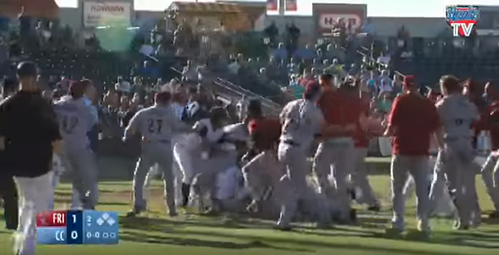 Big Brawl Breaks Out at Texas Minor League Baseball Game [VIDEO]