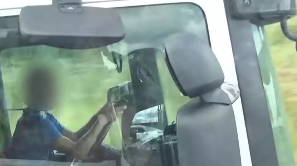 Trucker With 2 Cell Phones is Most Distracted Driver Ever [VIDEO]
