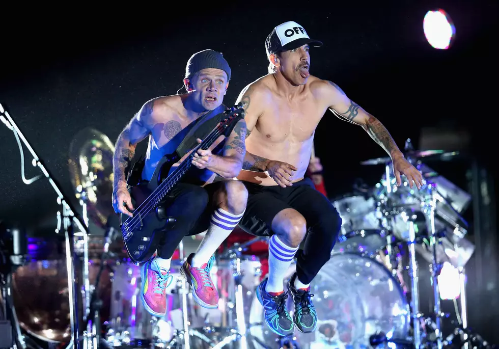 Red Hot Chili Peppers Call Matthew McConaughey the ‘Boner’ of Texas at Dallas Show [VIDEO]