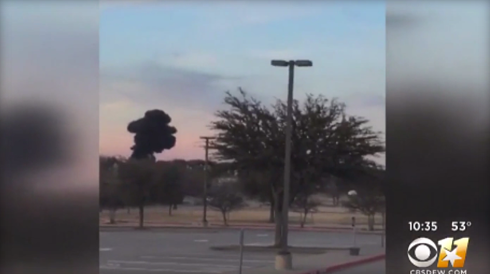 Two Planes Collide Midair in North Texas Killing Three People [VIDEO]