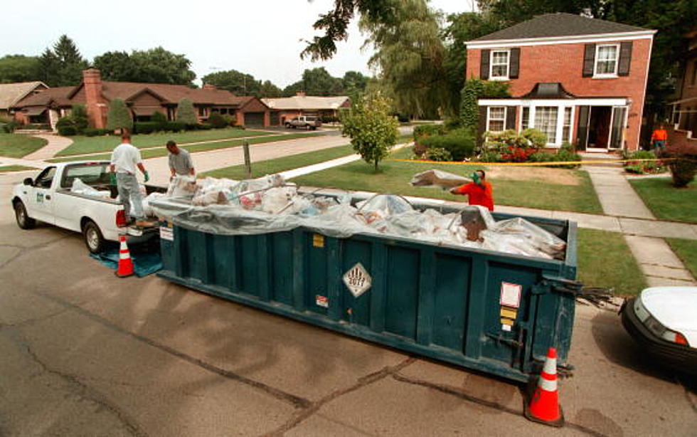 Oklahoma Family Returns Home to Find All Their Belongings in a Dumpster [VIDEO]