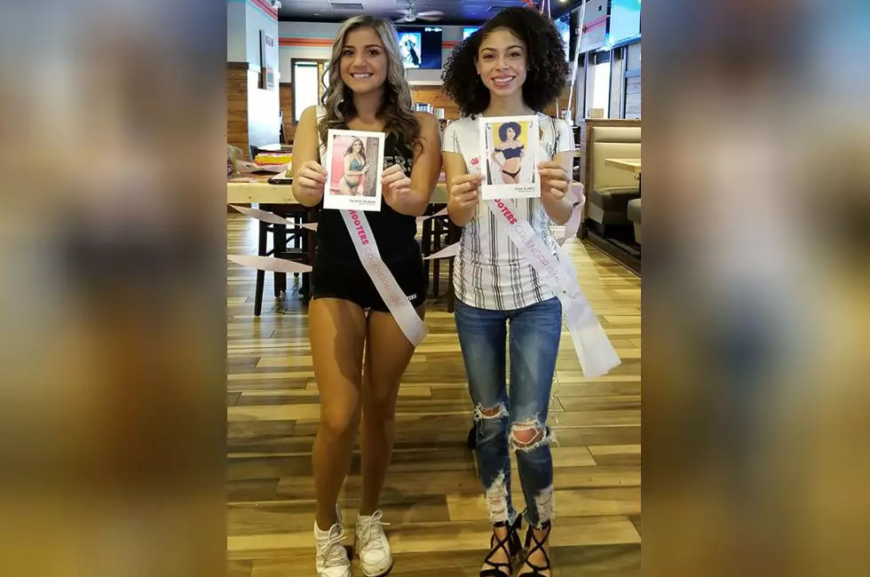 Wichita Falls’ Hooter’s Girls Going Into their Official Calendar