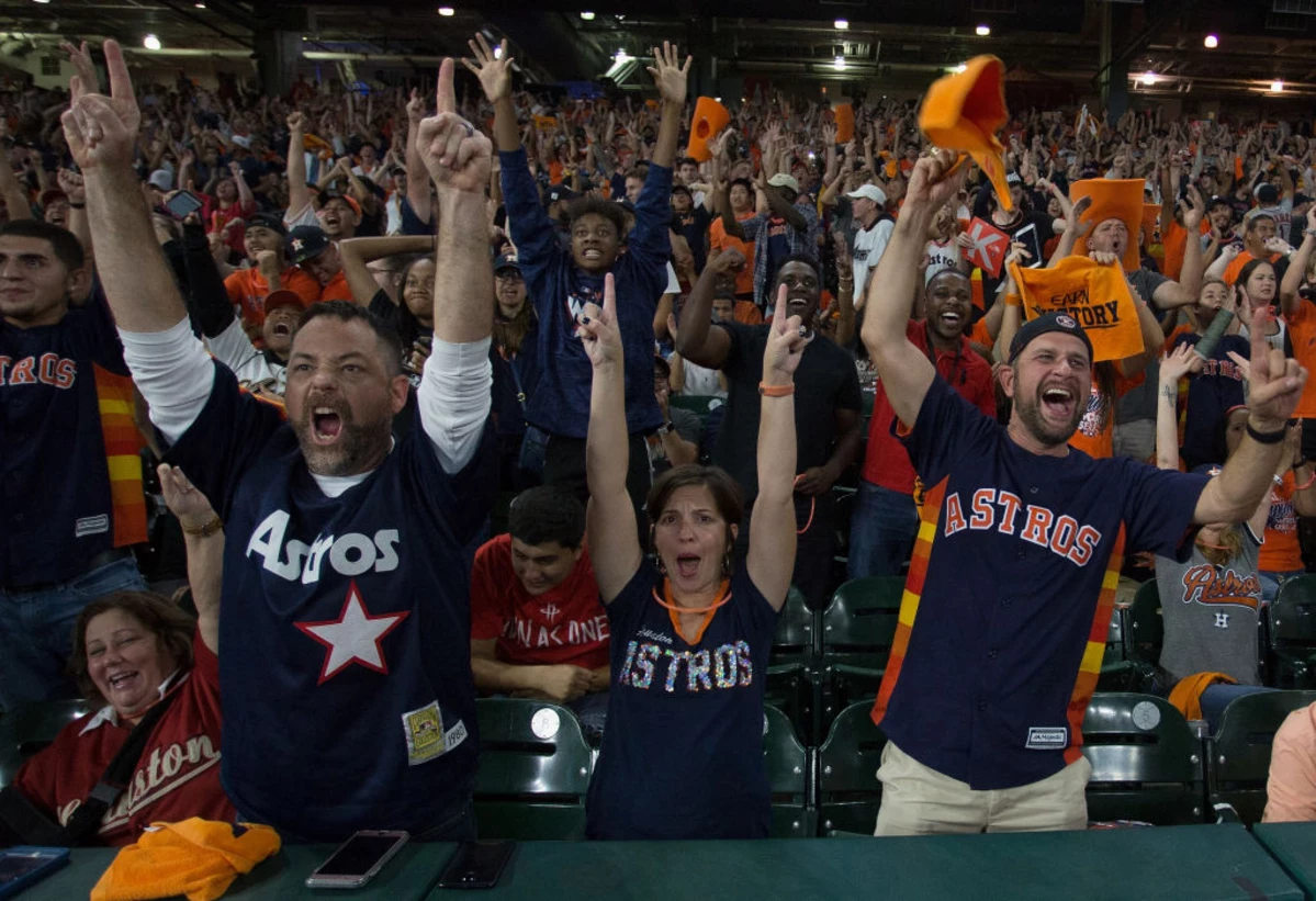 Houston Astros to allow 100% capacity starting May 25 - KVIA