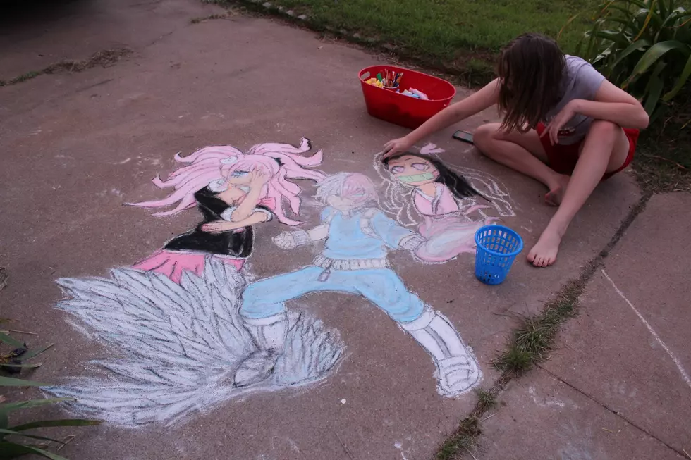 Wichita Falls Teen Makes Amazing Sidewalk Art