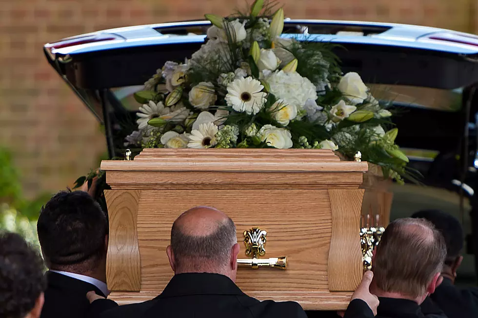 Texas Funeral Home Accidentally Put the Wrong Body in a Casket