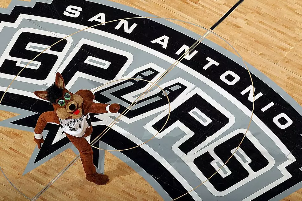 San Antonio Spurs Mascot Wins Mascot of the Year