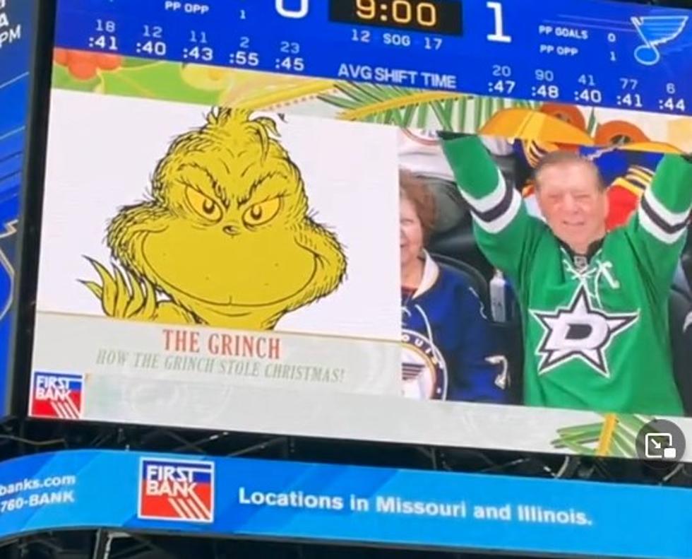 St. Louis Blues Did Christmas Look A Likes and a Stars Fan Got the Grinch