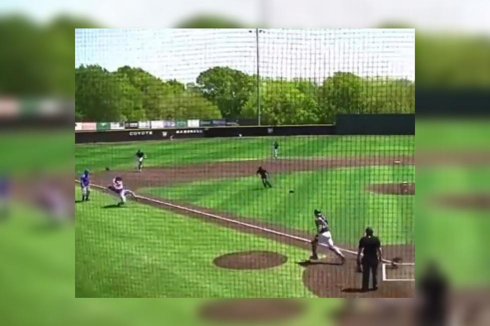 Texas Junior College Pitcher Tackles Batter After He Hit a Home Run