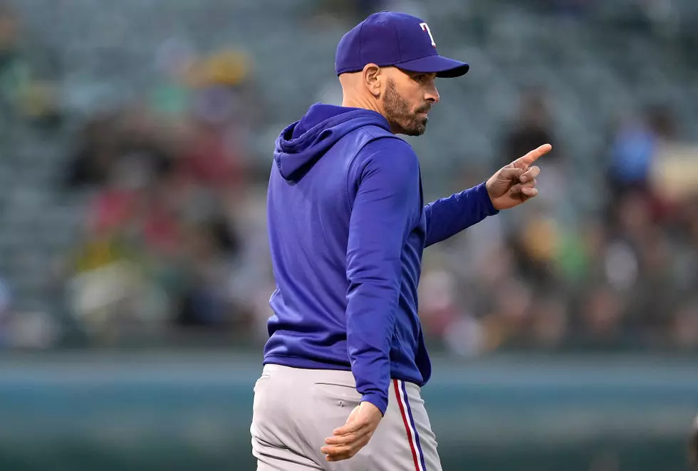 Texas Rangers Part Ways with Manager Chris Woodward, Twitter Reacts