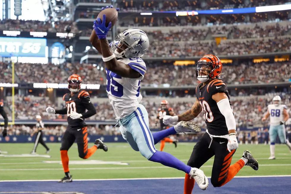 We Got Our First Victory Monday of 2022, Let’s Check Out Some Photos from the Cowboys Game!