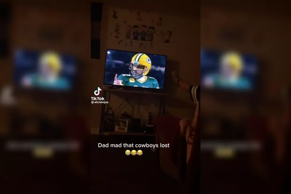 Watch This Cowboys Fan Lose it at the End of the Packers Game