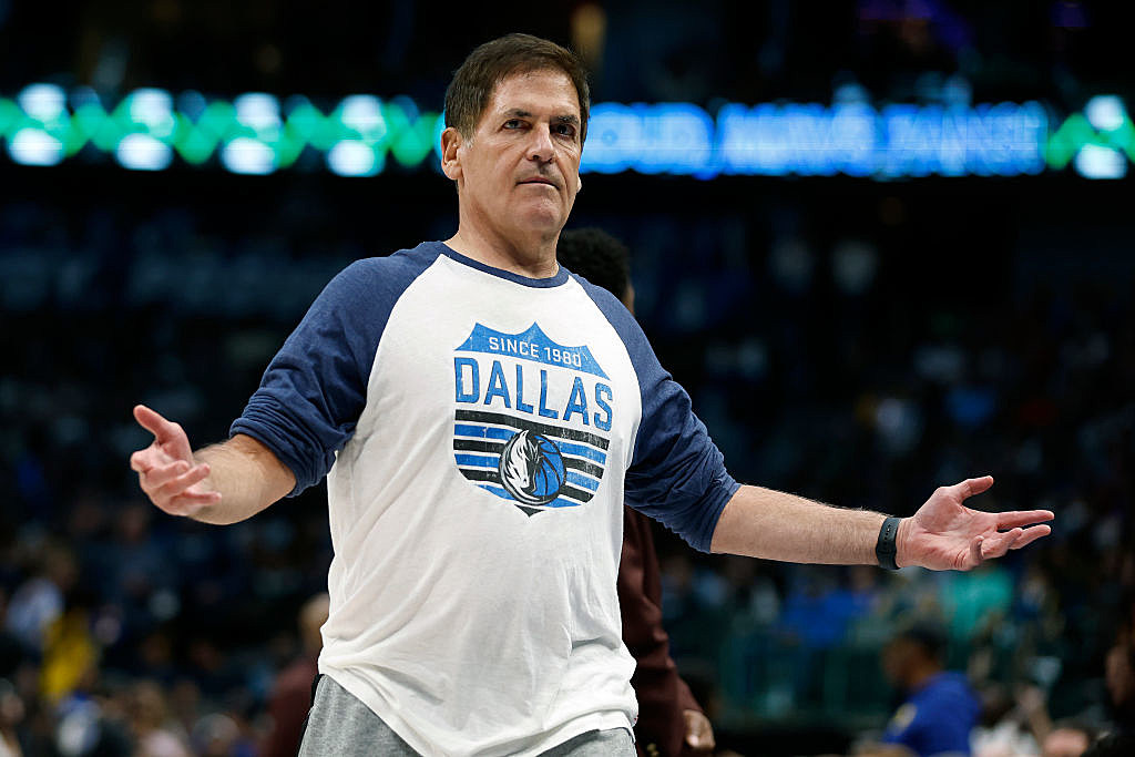 Dallas Mavericks green Hardwood Classics t-shirt jerseys are now available  - Mavs Moneyball