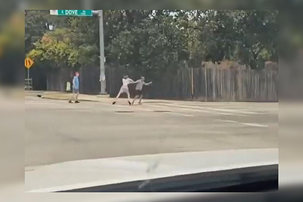Caught on Camera: Road Rage Clash Erupts at North Texas Intersection