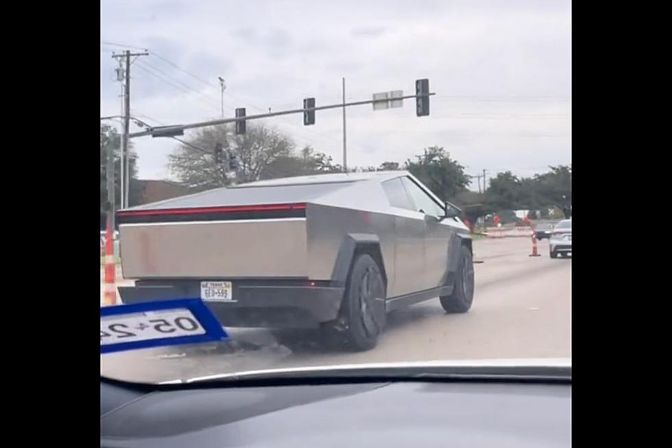 Tesla Cybertruck Spotted in Dallas and Folks Aren’t Impressed