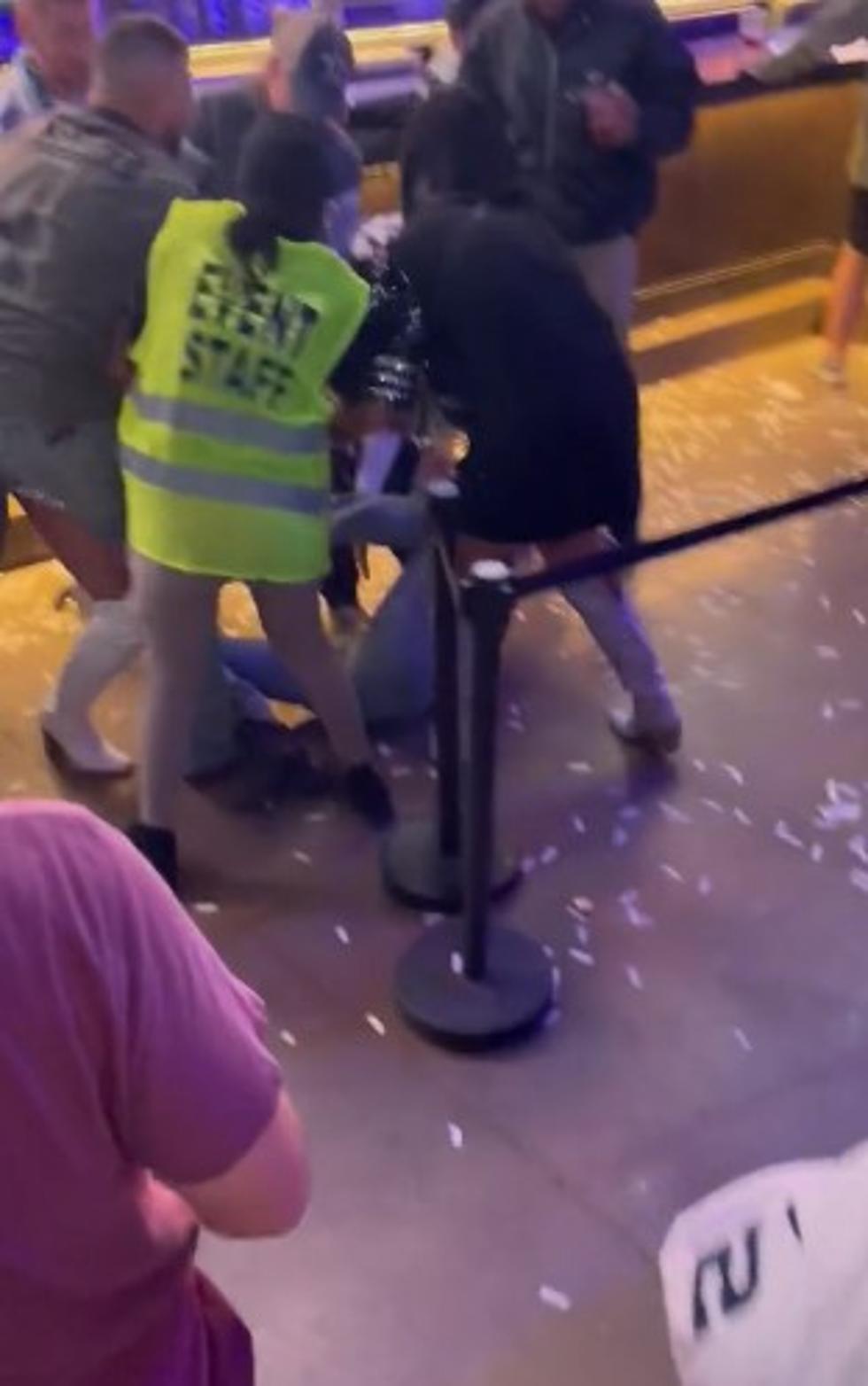 Two Ladies Duke It Out at Texas Live in Arlington [VIDEO]
