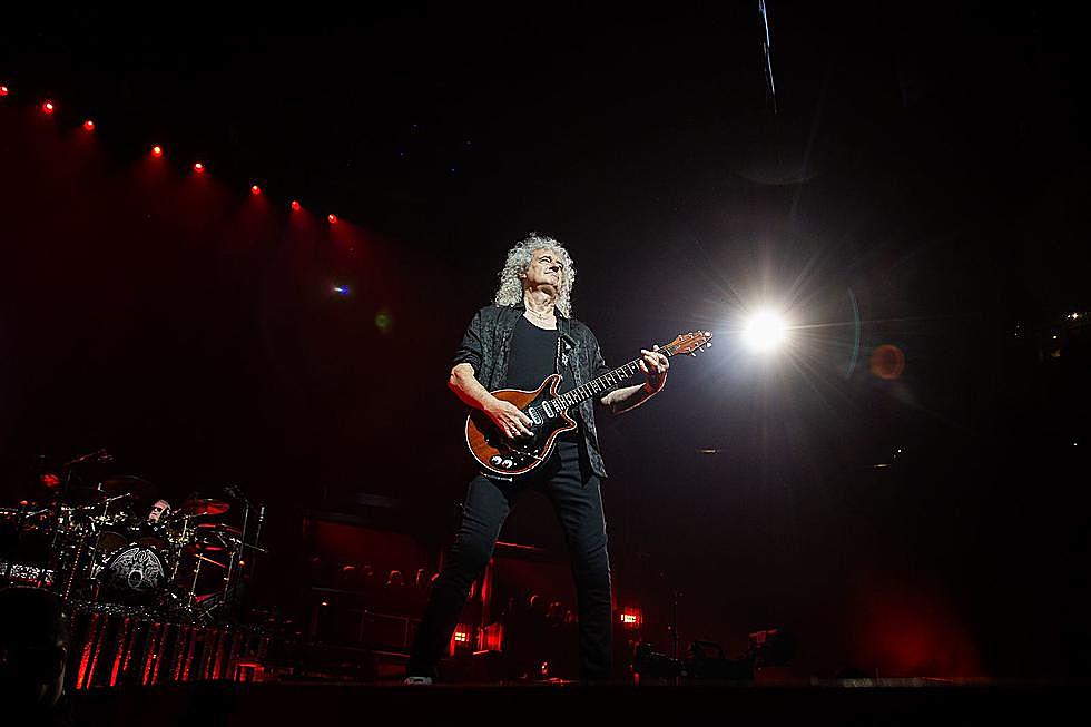 Queen’s Brian May Supported the Texas Rangers in Dallas Last Night [Video/Photos]