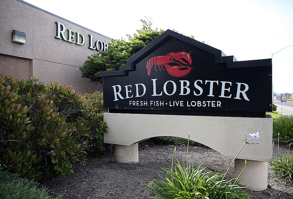 Oklahoma Woman Destroys Red Lobster Over ‘Endless Shrimp’ Policy
