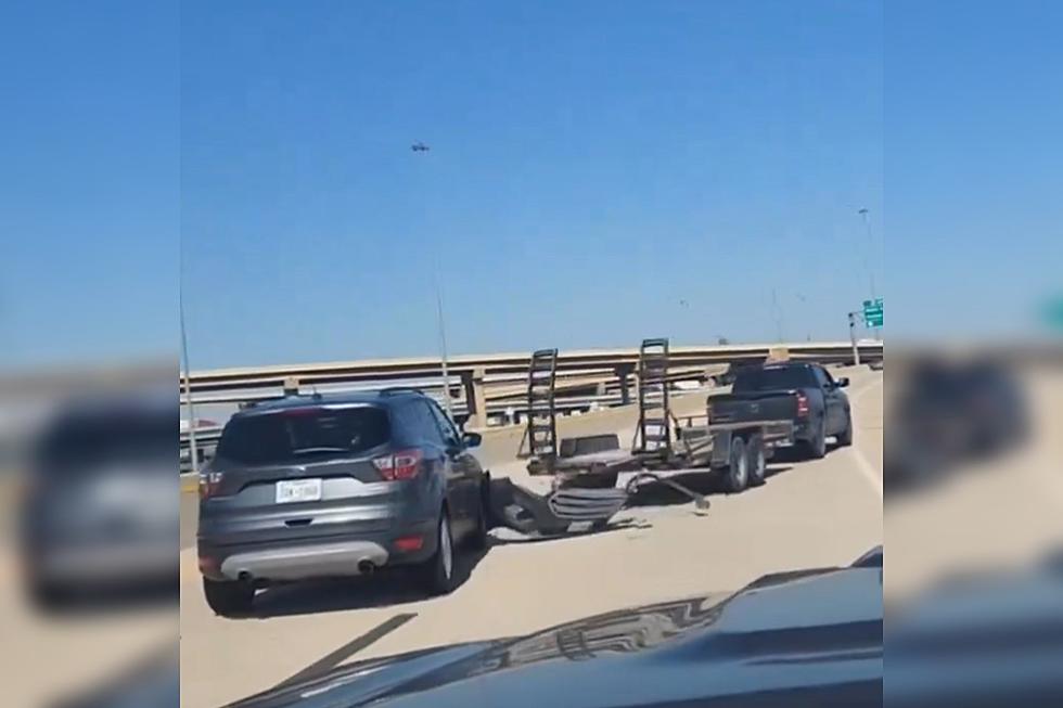 Watch Two Vehicles Battle for Position on a Dallas Highway