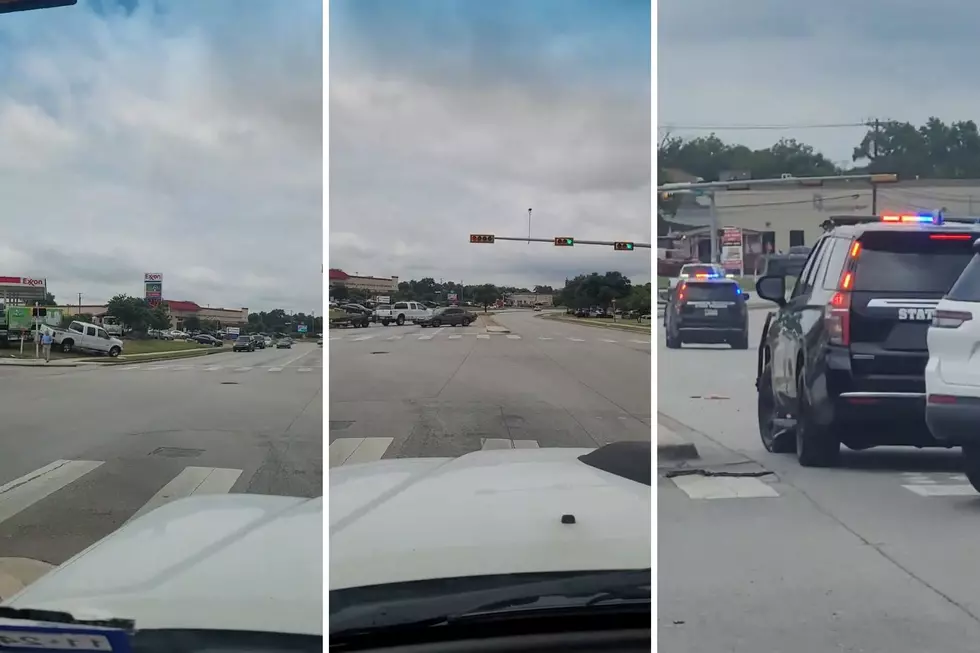 Truck Pulling a Trailer Leads Cops in Austin on Wild Chase
