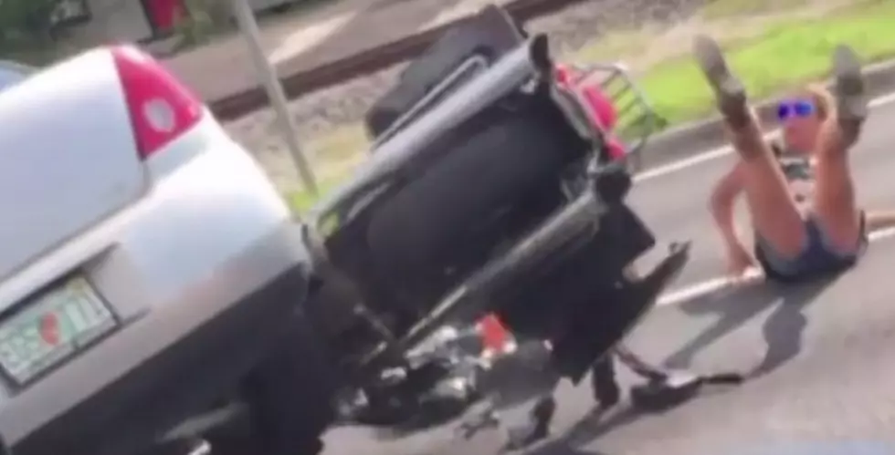 Road Rage in Florida as Driver Deliberately Runs Over Couple on Bike [Video]
