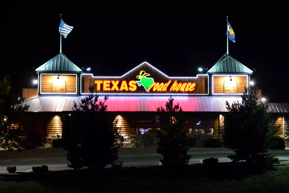 Retired Couple’s Dream Goal to Visit Every Texas Roadhouse