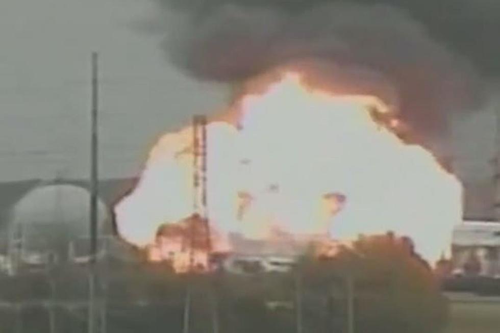 Video of Frightening Explosion at Pasadena, Texas Chemical Plant