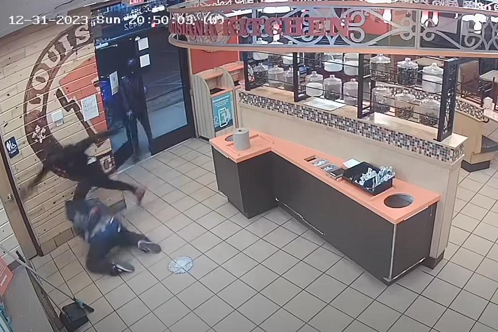 'Three Stooges' Slip and Slide During Robbery at Texas Popeye's