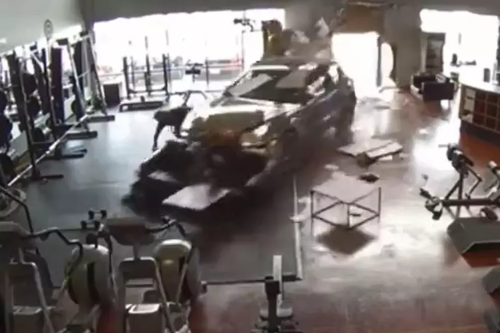 Frightening Video of the Moment a Car Crashed Into a Dallas Gym