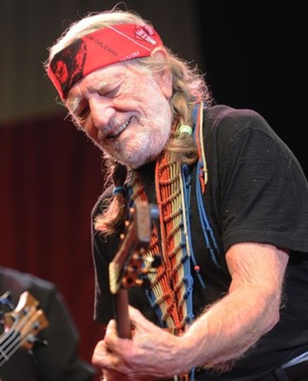 Willie Nelson Statue Unveiled in Austin on 420