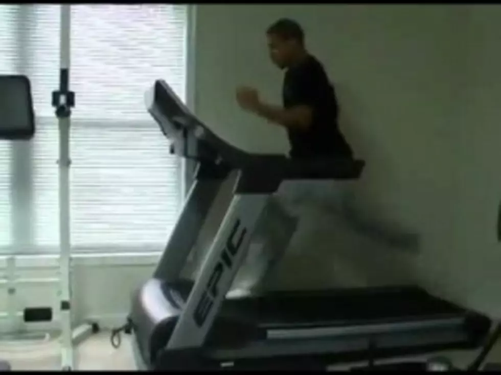 Epic Treadmill Workout Fail [VIDEO]