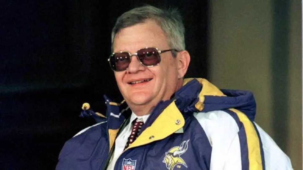 Author Tom Clancy Passes Away at Age 66