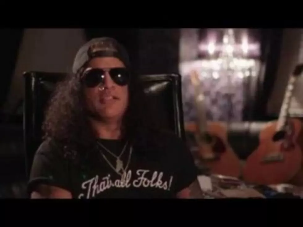 Check Out Slash at Work on His New Album [VIDEO]