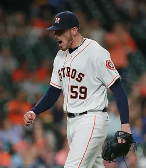 Astros Blank A&#8217;s, Rangers Beat Marlins