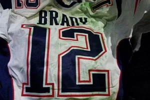 Tom Brady&#8217;s Stolen Super Bowl Jersey Found in Mexico