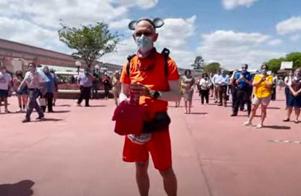 Texas Man Sets Record, Runs from Disneyland to Disney World