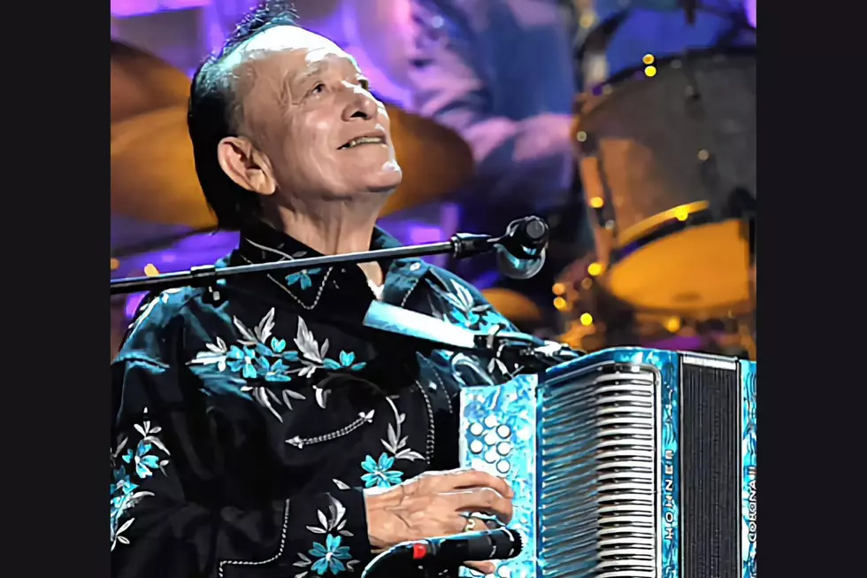 Legendary Accordionist Flaco Jimenez Hospitalized