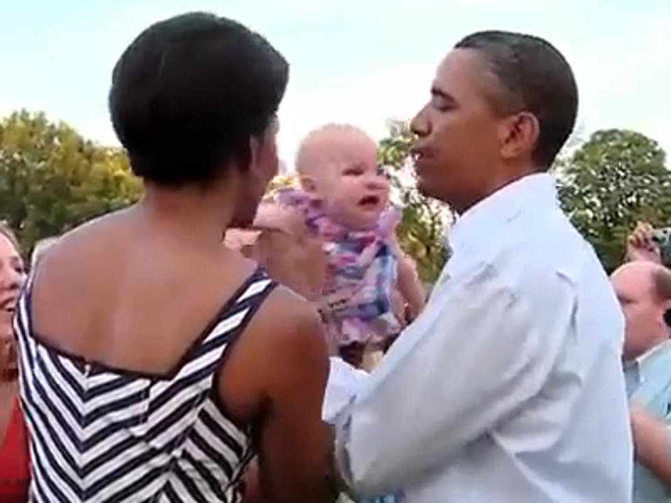 Barack Obama Calms Crying Baby With Presidential Magic [VIDEO]
