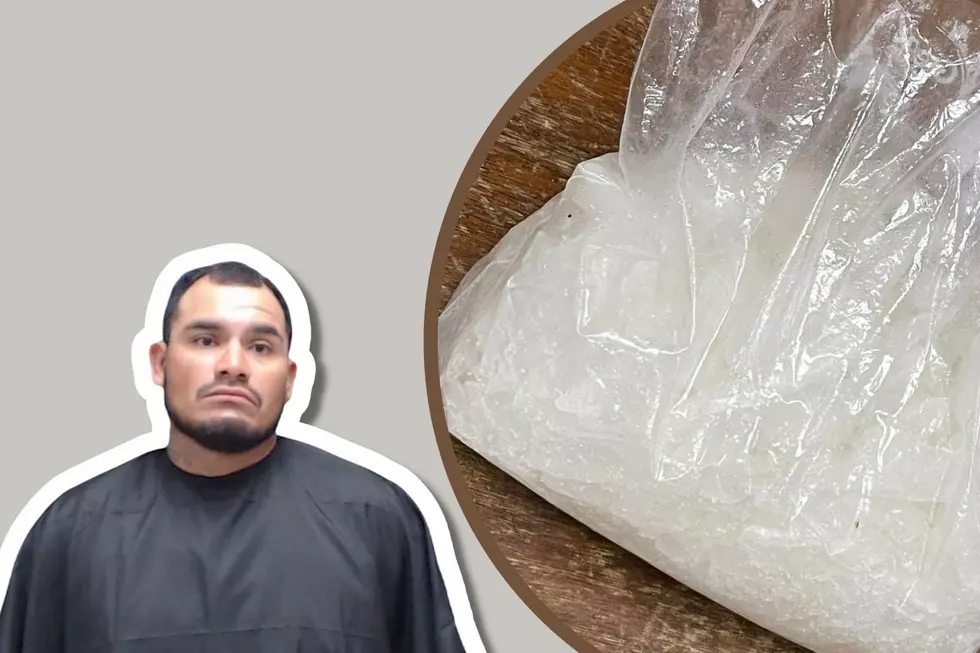 Texas Man Skips Payment on 2 lbs of Meth Runs To Police For Help