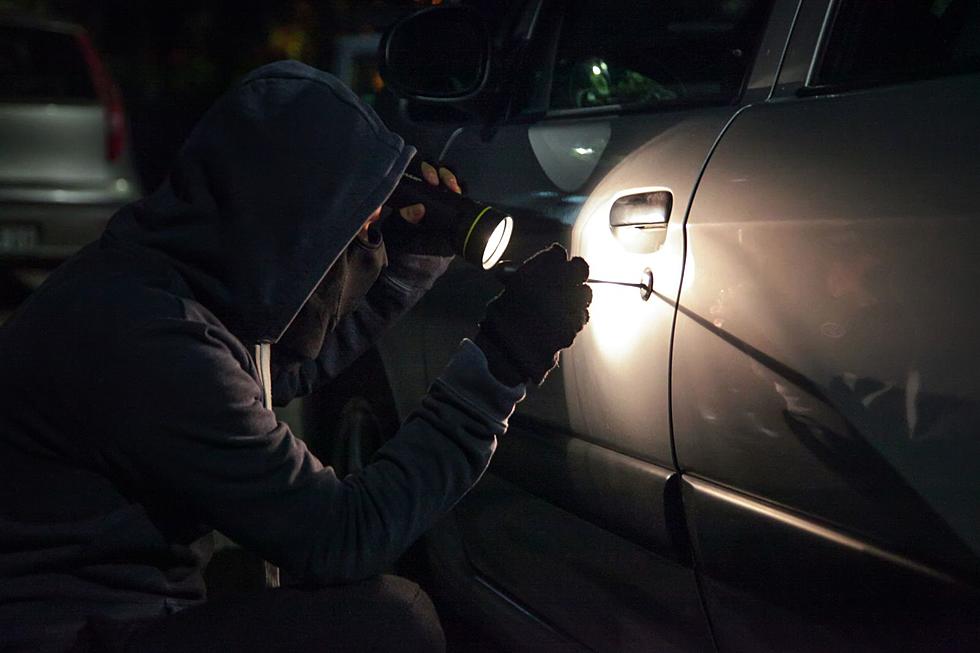 Texas Man Catches Burglar Red-Handed Stealing His Car