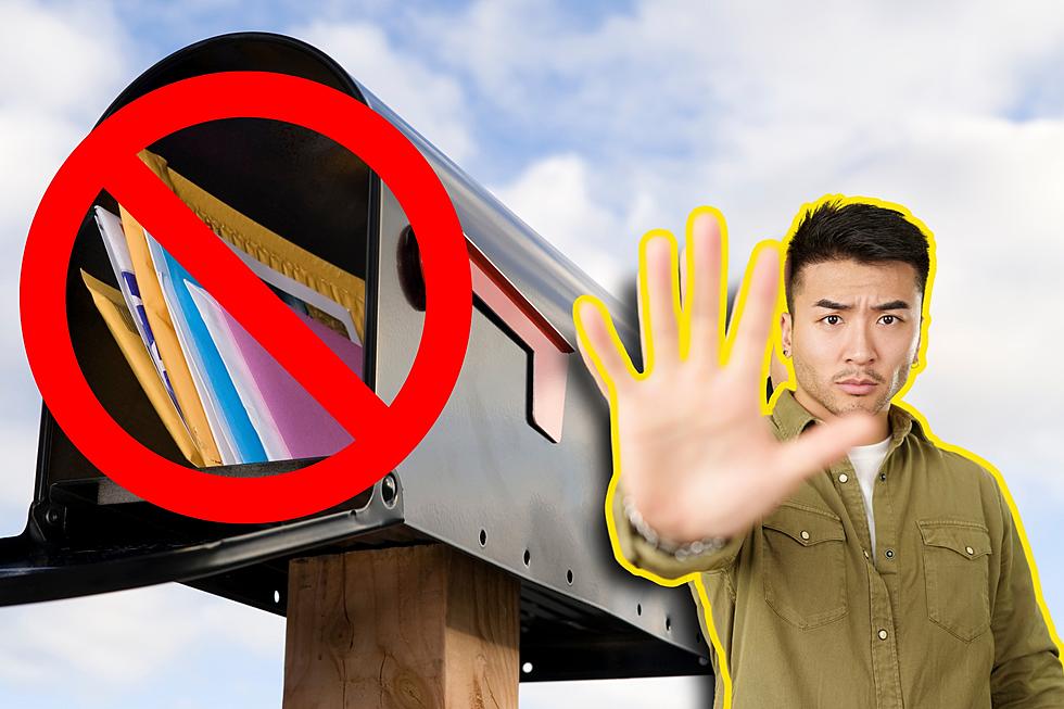 STOP! Never Try Mailing These 12 Items In Texas