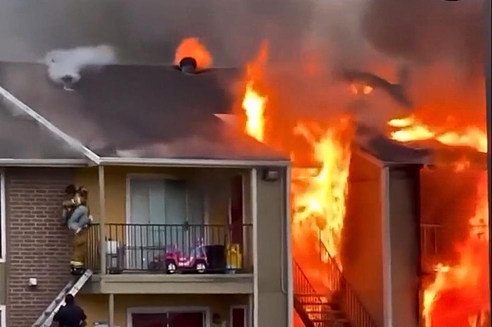 Children Rescued From Balcony During Horrifying TX Apartment Fire
