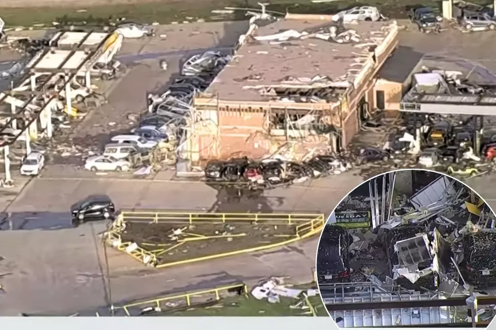 Frightening Tornado Rips Through Texas Killing 7 People