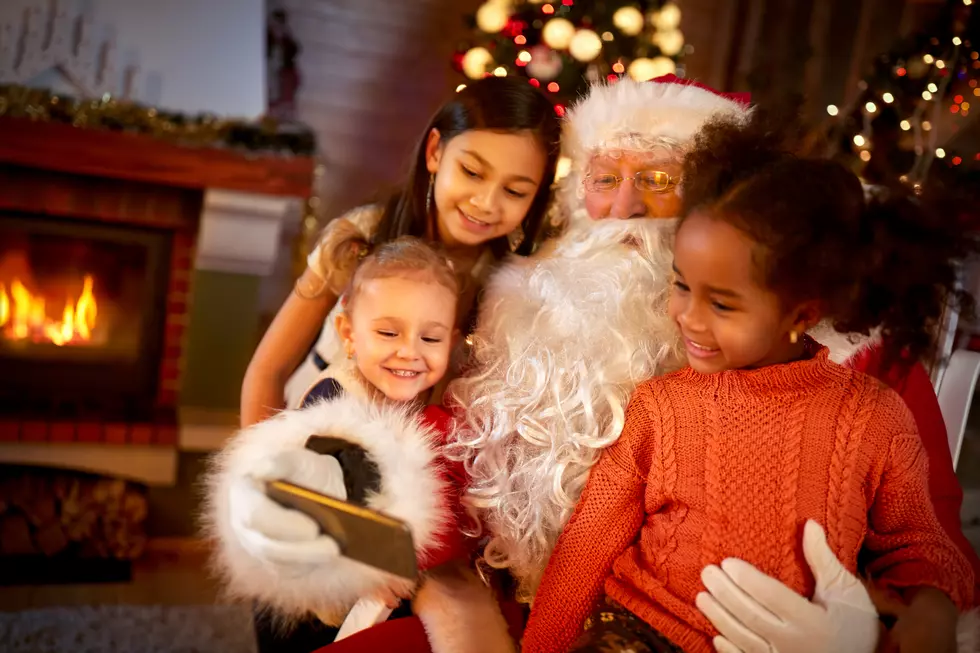 Santa Likes Brunch, And You’re Invited To Bring The Kids