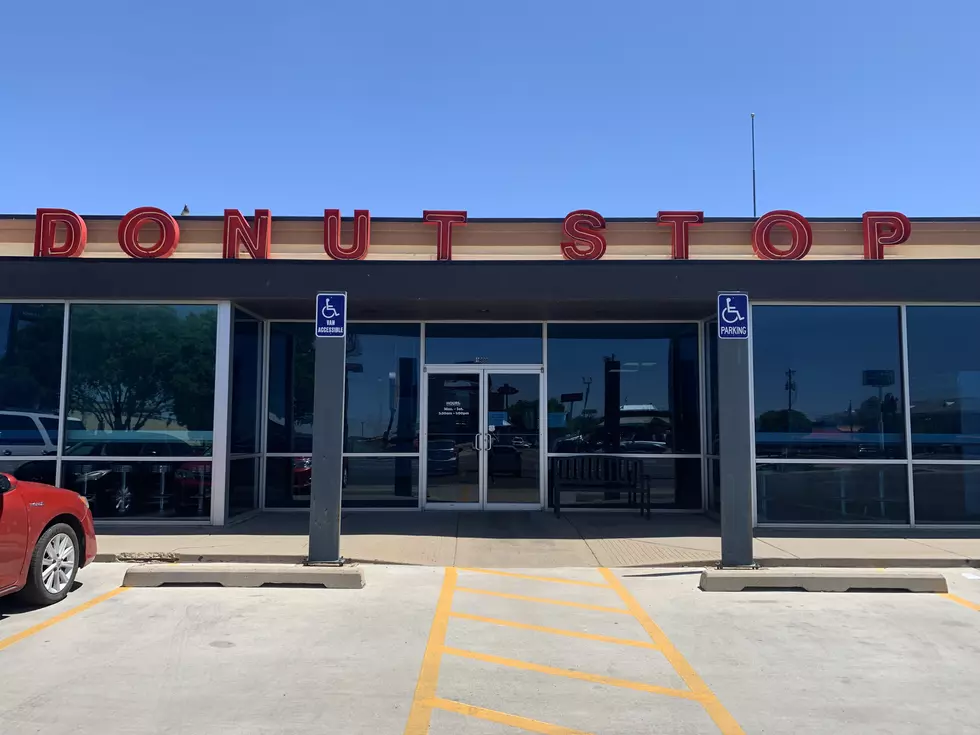 Don't Get Out of Your Car at This Amarillo Donut Stop