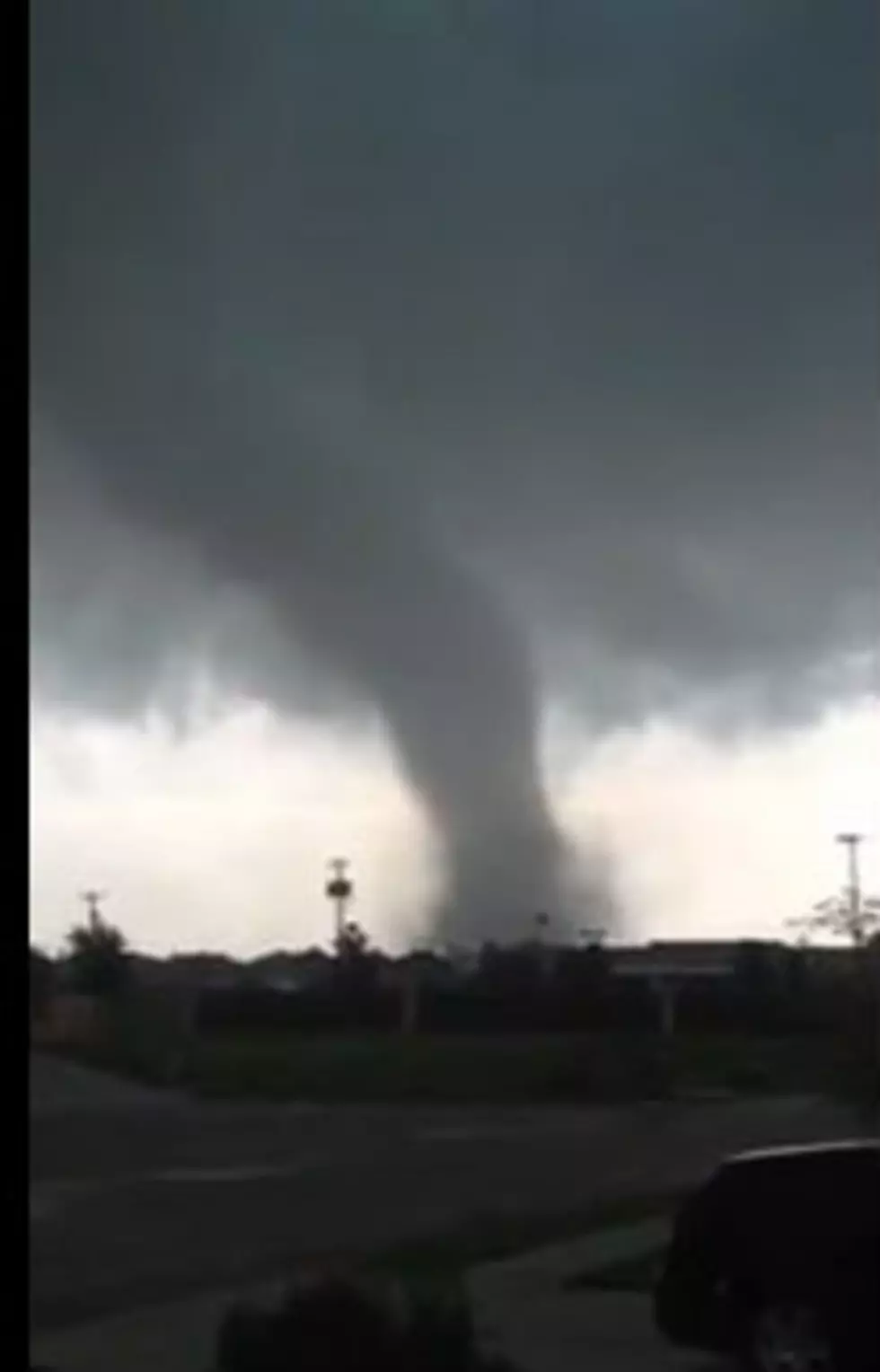 Dallas Tornadoes Like a Scene From a Movie [Video]