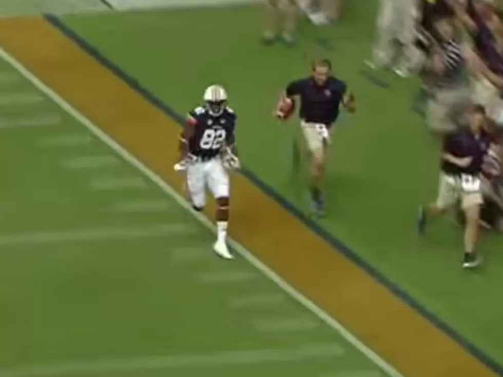 Player Makes Incredible TD Run, But the Ball Boy Steals the Show (Video)