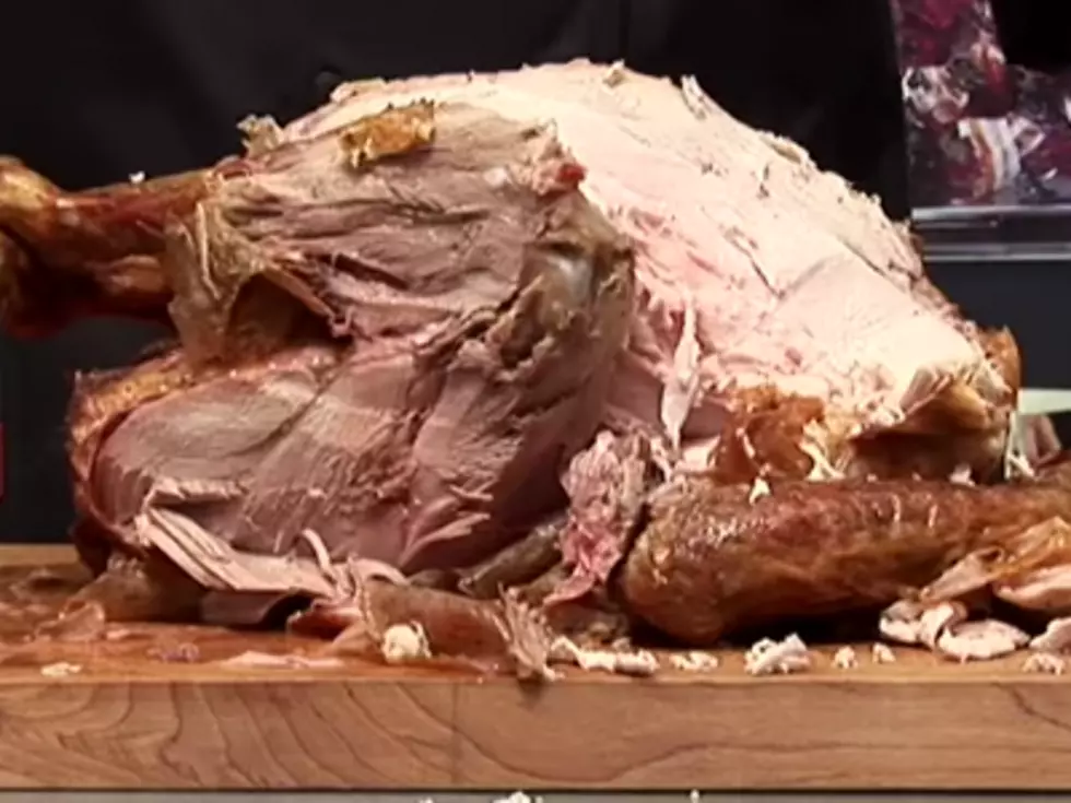 The Newest, Easiest, Fastest Way To Carve A Turkey (Video)